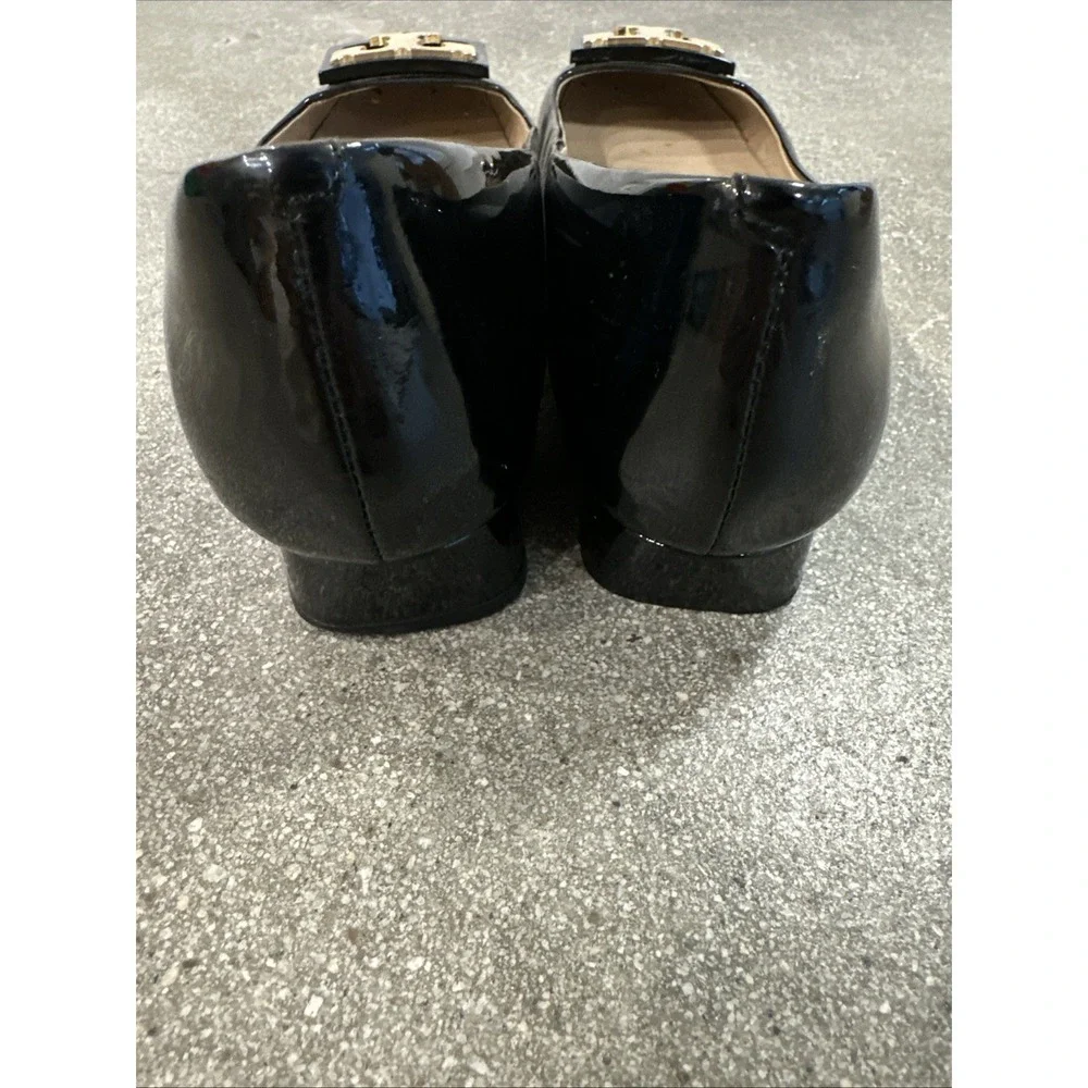 Tory Burch Heels Black Size 9M Patent Leather Gigi Block Pumps Gold Round Toe